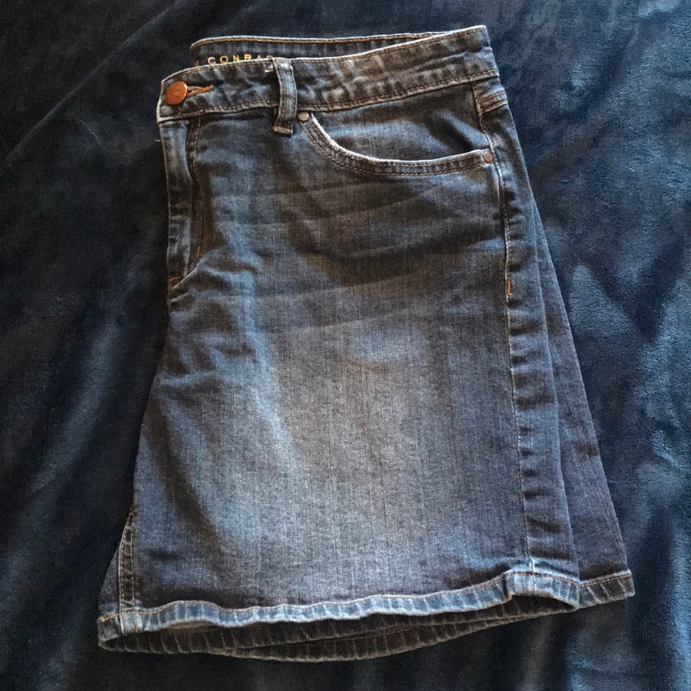 Stretchy Denim shorts